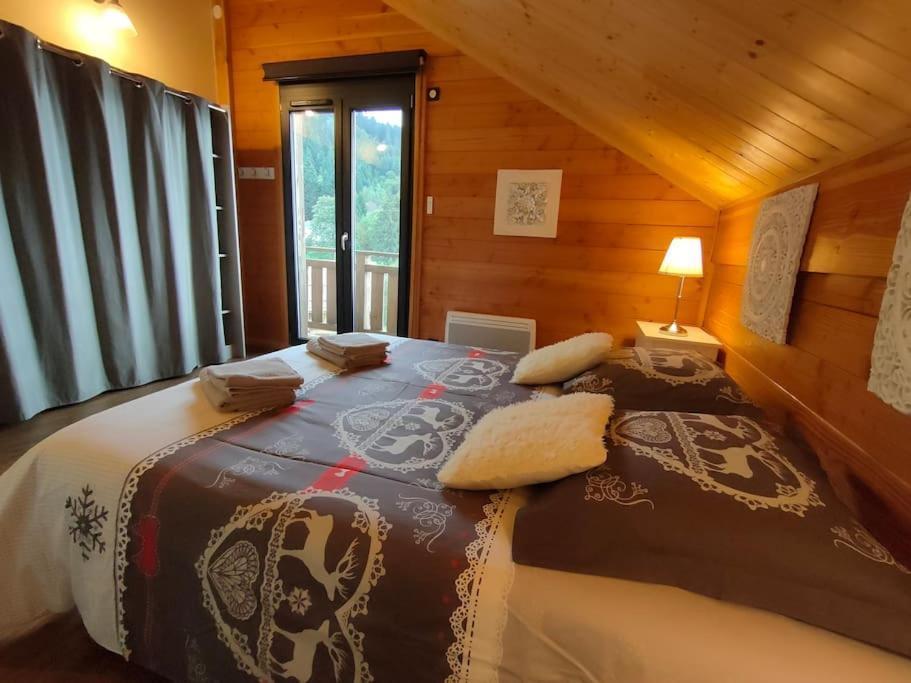 L'eclipse -12p, Vue Au Pied Des Pistes Et Gérardmer