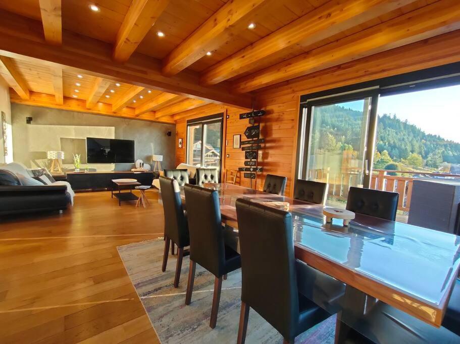 Chalet L'eclipse -12p, Vue Au Pied Des Pistes Et *